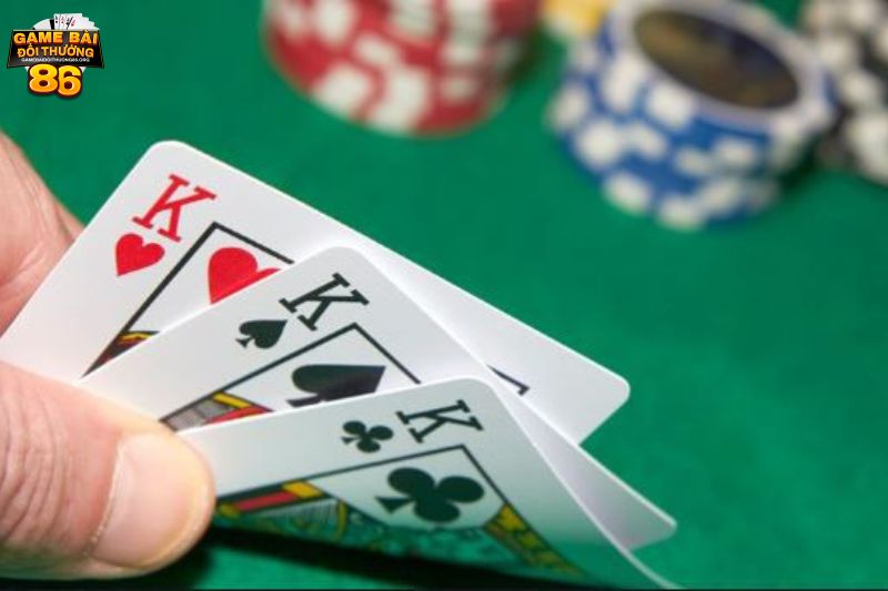 Chia bài Poker đúng giúp đảm bảo công bằng cho mọi người